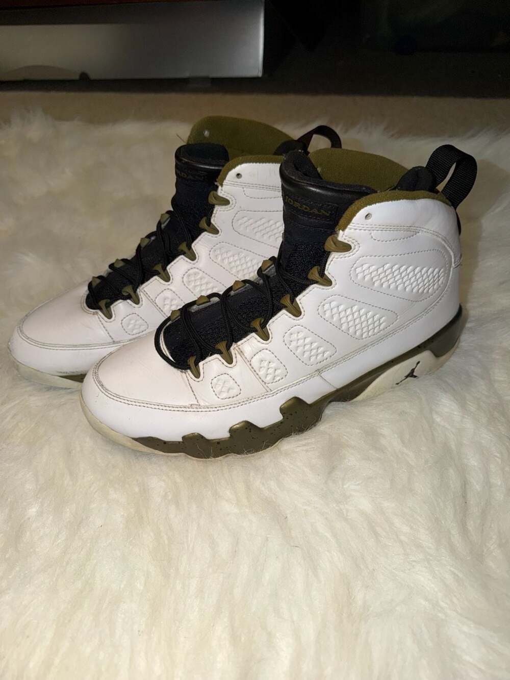 Nike Air Jordan 9 IX Retro Statue White Militia Green Black 302370-109
